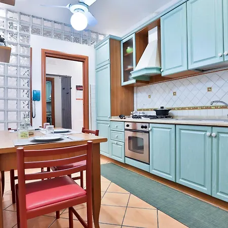 Guesthost - Chiaia Sea View Gem Lägenhet